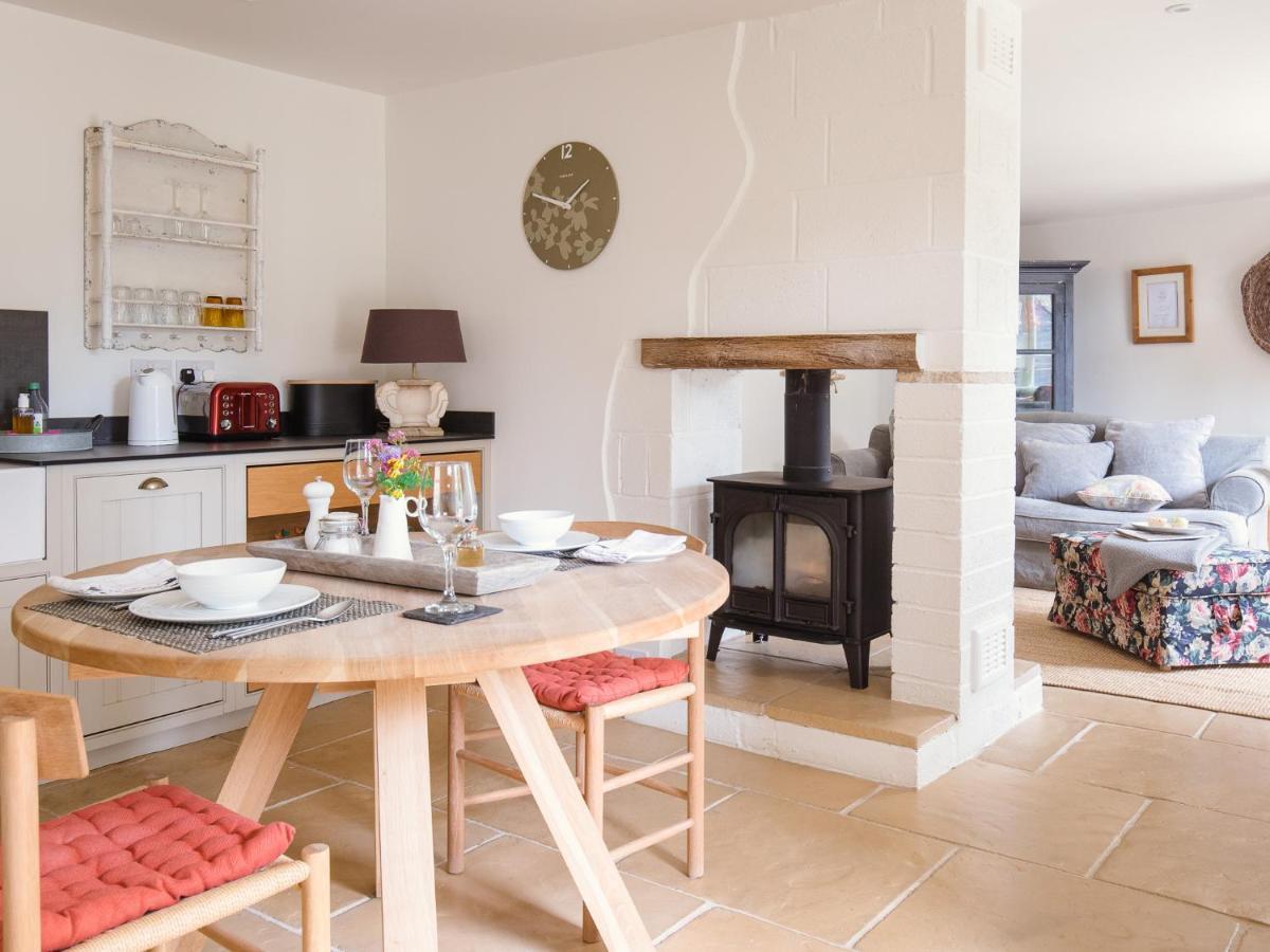Apple Store Cottage チャールベリー エクステリア 写真