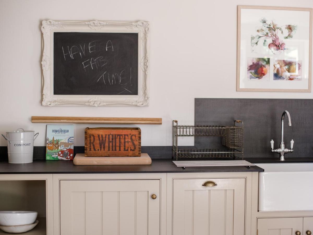 Apple Store Cottage チャールベリー エクステリア 写真